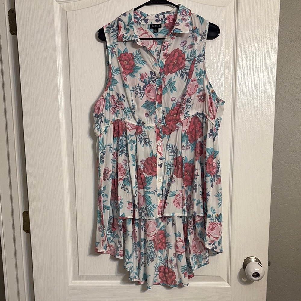 Torrid Multicolor Floral Blouse